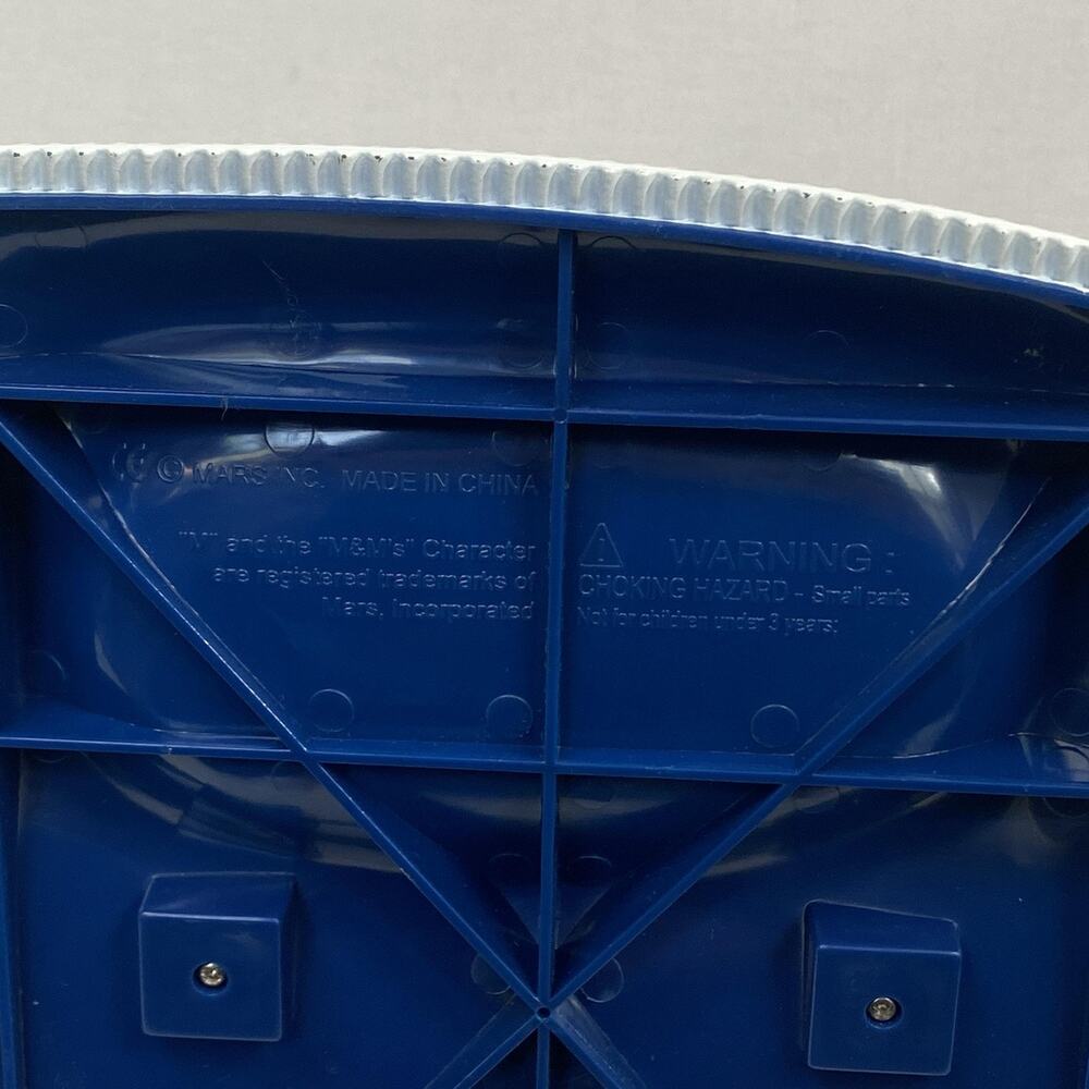 Vintage 1999 M&M's Yellow Candy Dispenser Recliner Chair Remote Couch Potato - Picture 13 of 14